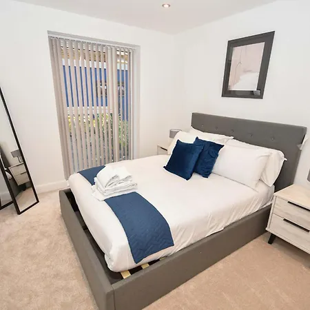 Your Away From In Ls9 * Leeds (West Yorkshire)